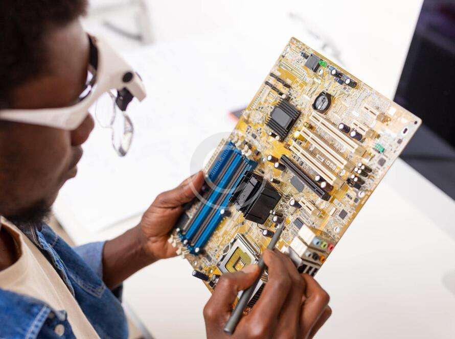 How to get the best electronics deals